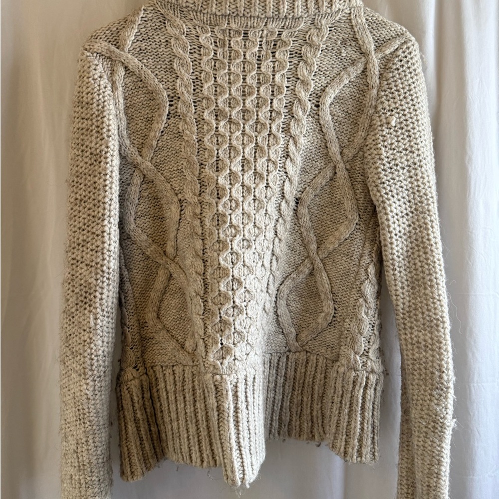 American Eagle Outfitters Cream Cable Knit Cardigan - Picture 2 of 3
